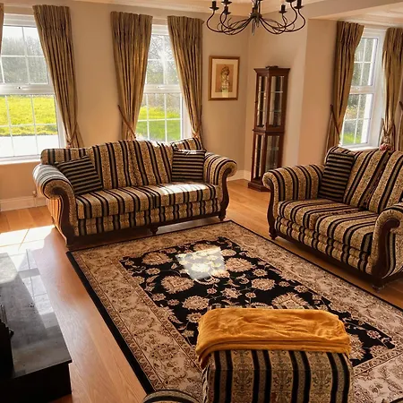 Βίλα Private Gated Home, 5 Bed Rms/ensuite, Sleeps Ten.