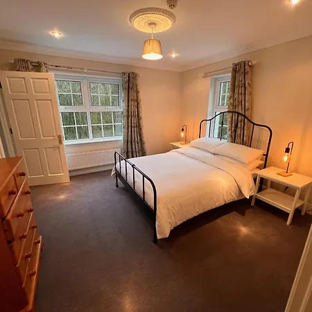 Βίλα Private Gated Home, 5 Bed Rms/ensuite, Sleeps Ten. *