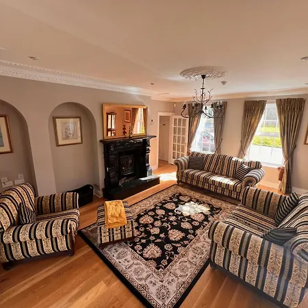 Private Gated Home, 5 Bed Rms/ensuite, Sleeps Ten. * Ennis