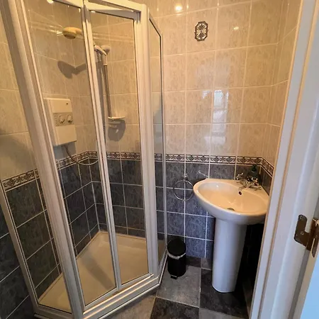 Villa Private Gated Home, 5 Bed Rms/ensuite, Sleeps Ten. Ennis