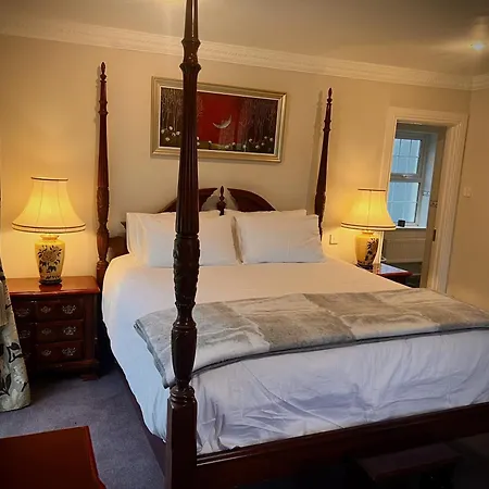 Private Gated Home, 5 Bed Rms/ensuite, Sleeps Ten. * Ίννις