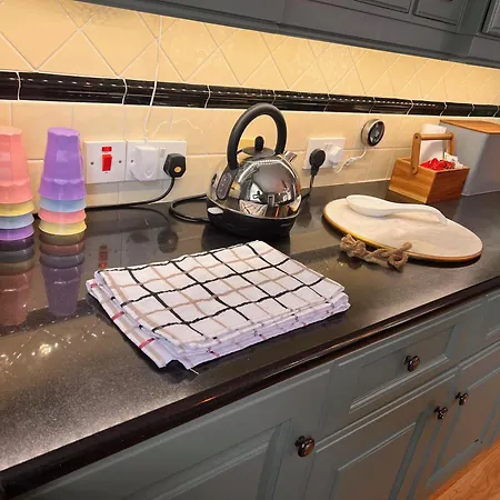 Βίλα Private Gated Home, 5 Bed Rms/ensuite, Sleeps Ten.