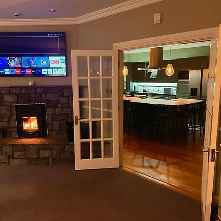 Βίλα Private Gated Home, 5 Bed Rms/ensuite, Sleeps Ten. *
