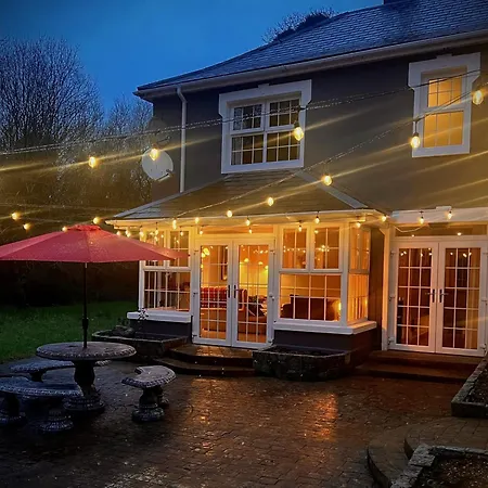 Private Gated Home, 5 Bed Rms/ensuite, Sleeps Ten. * Ennis