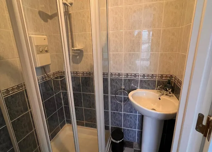 Villa Private Gated Home, 5 Bed Rms/ensuite, Sleeps Ten. Ennis