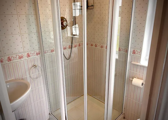 Villa Private Gated Home, 5 Bed Rms/ensuite, Sleeps Ten. Ennis